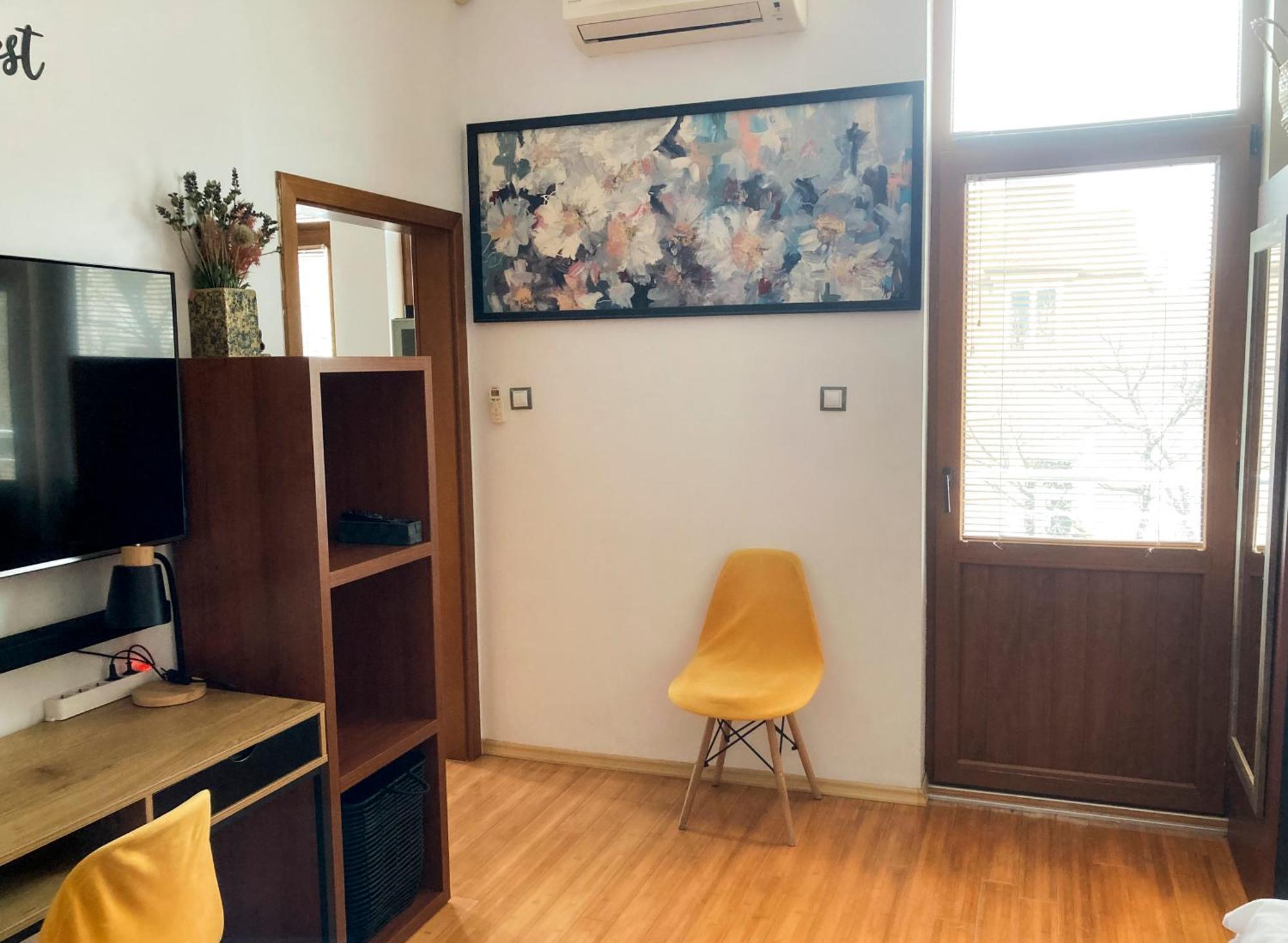 Two Bedroom Apartment -Welcome To Burgas- Top Location, Central Station, Main Walking Street, Sea Garden, Near The Beach المظهر الخارجي الصورة