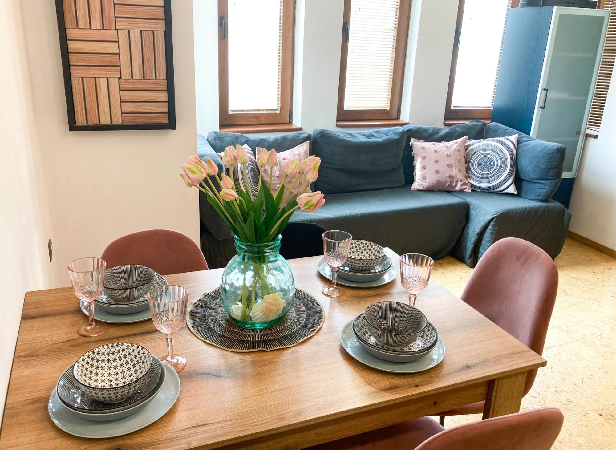 Two Bedroom Apartment -Welcome To Burgas- Top Location, Central Station, Main Walking Street, Sea Garden, Near The Beach المظهر الخارجي الصورة
